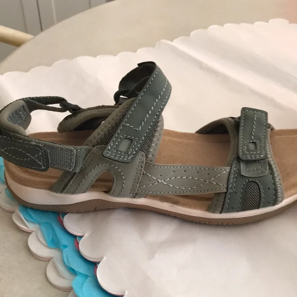 Earth Adjustable Olive Green Sandals.